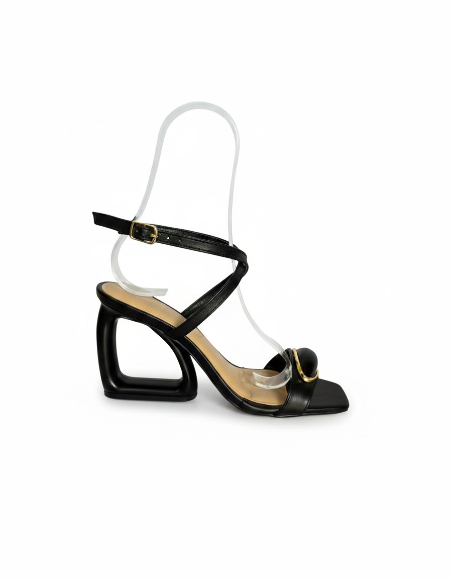 Salto Brenda com fivela